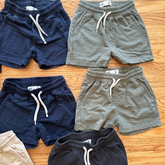 8 Kids Cotton On Shorts Bundle size 3 - Picture 7 of 9